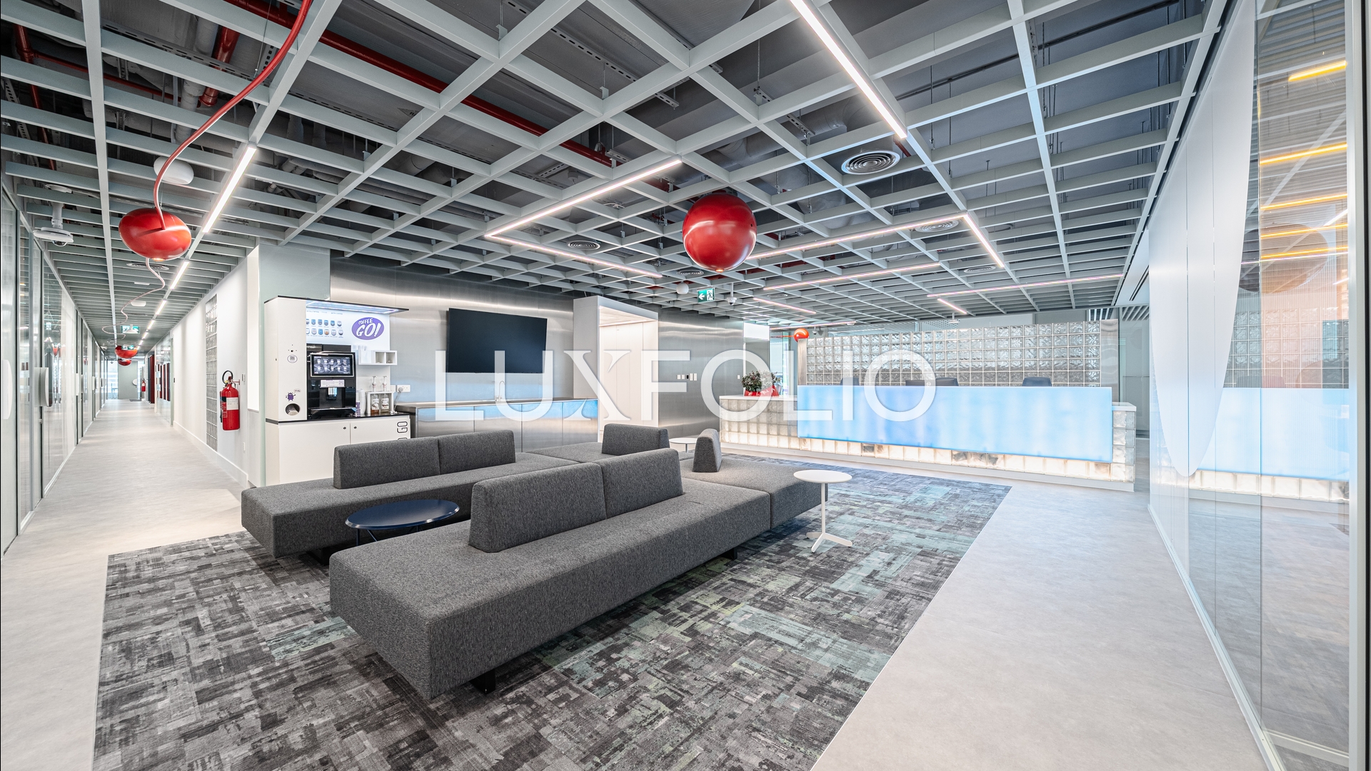 Apartment for rent in Location not specified at 2,706,000 AED per year