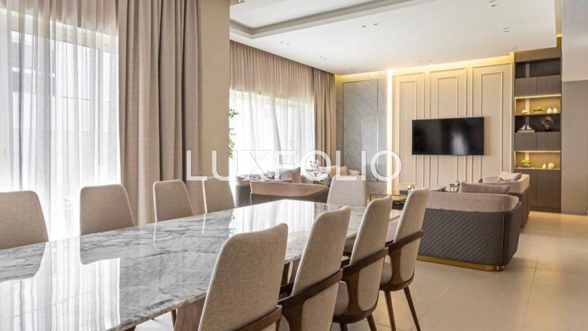 4 bedroom Apartment for rent in Nad Al Sheba at 390,000 AED per year