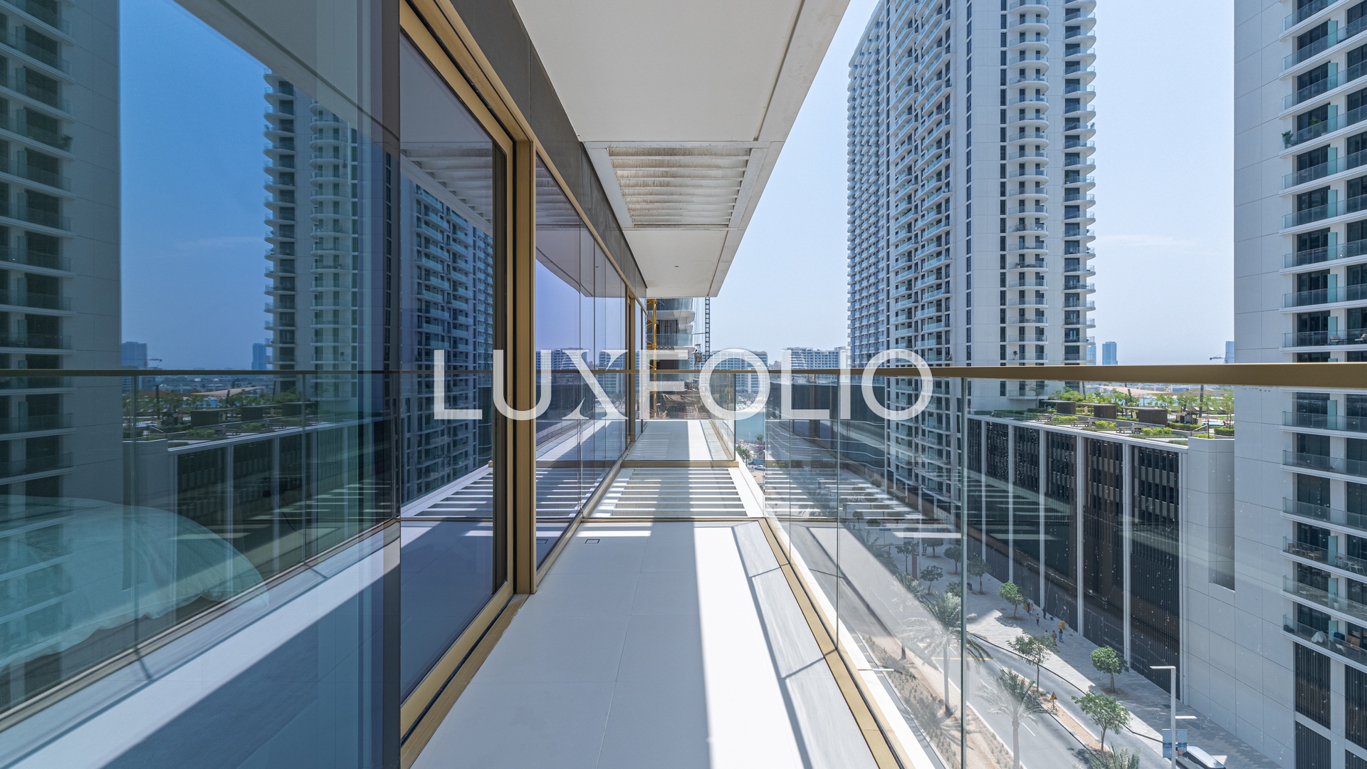 2 bedroom Apartment for rent in Dubai Harbour at 250,000 AED per year