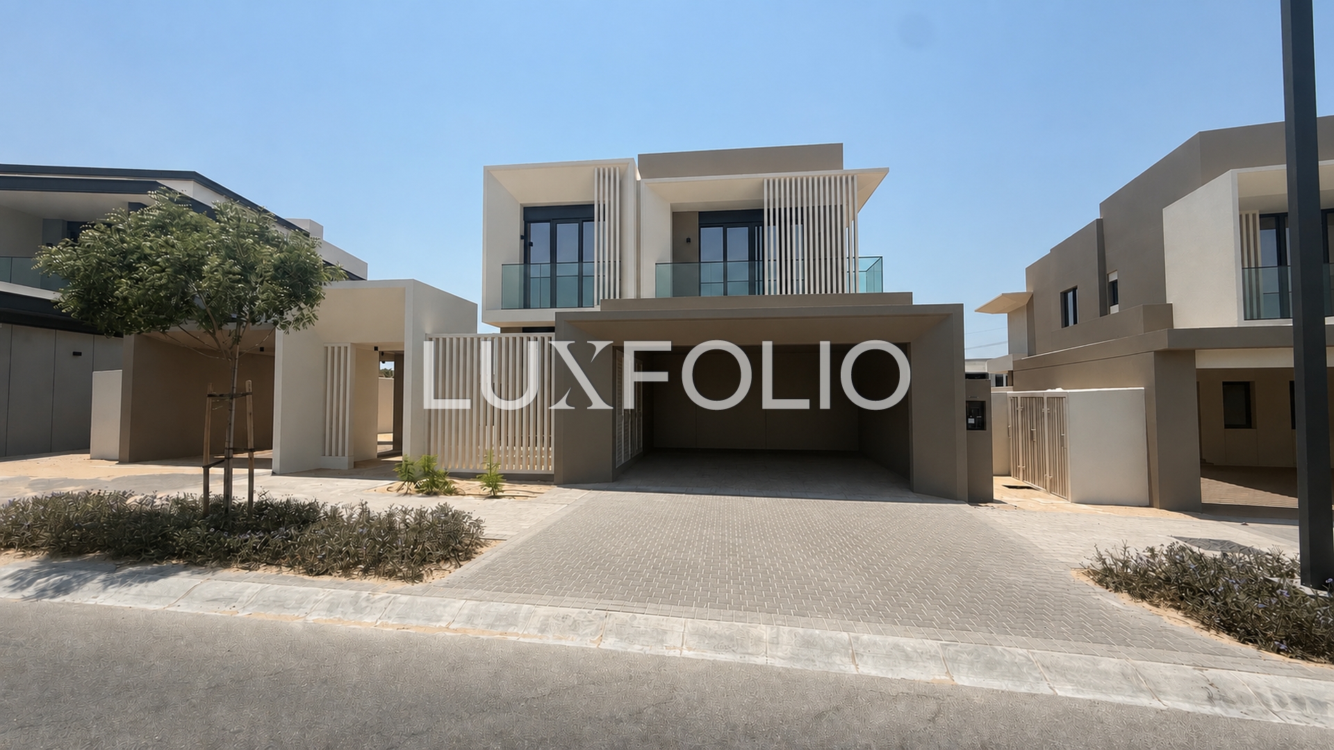 4 bedroom Apartment for rent in Jebel Ali at 500,000 AED per year