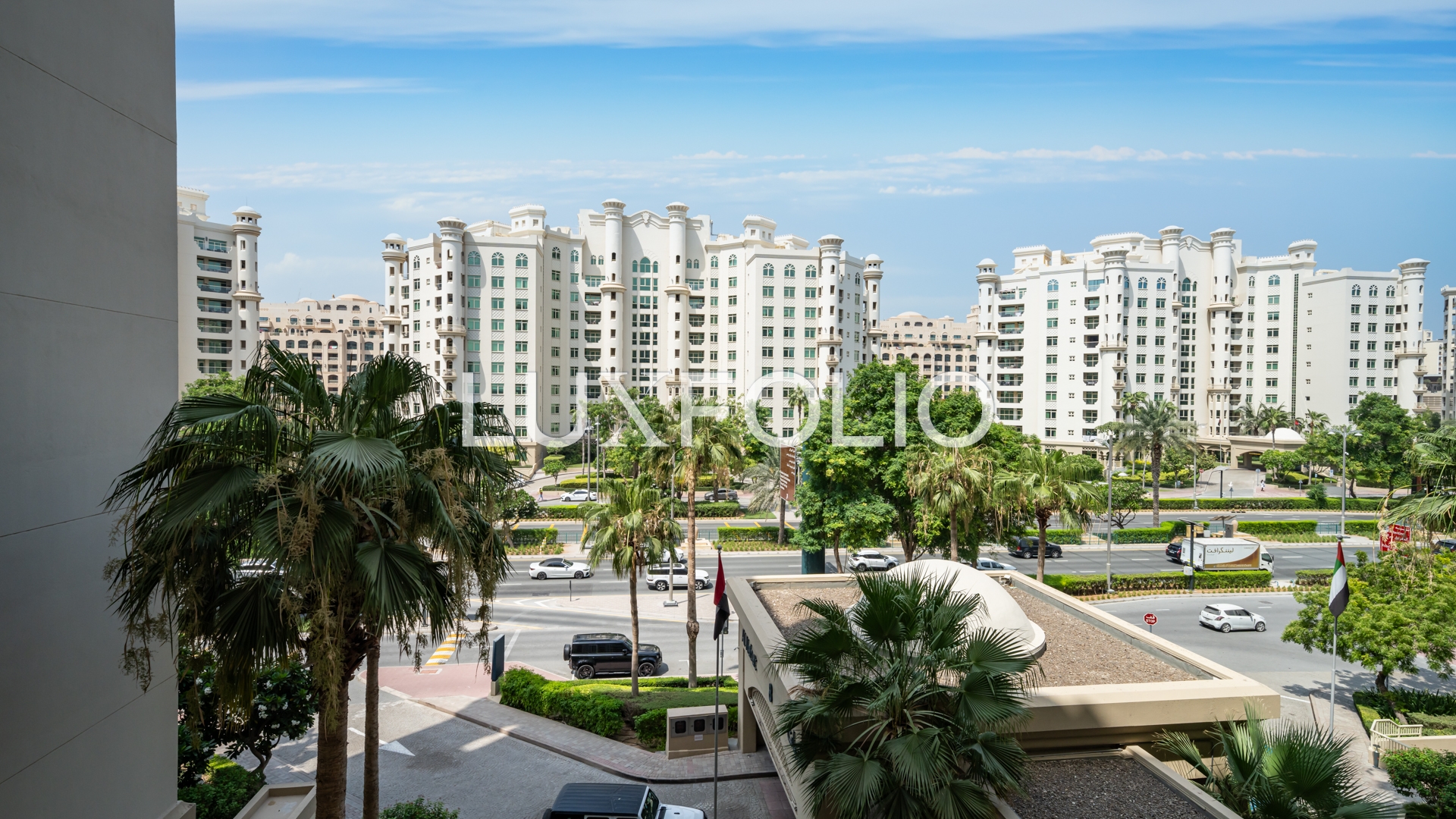 2 bedroom Apartment for rent in Palm Jumeirah at 179,999 AED per year