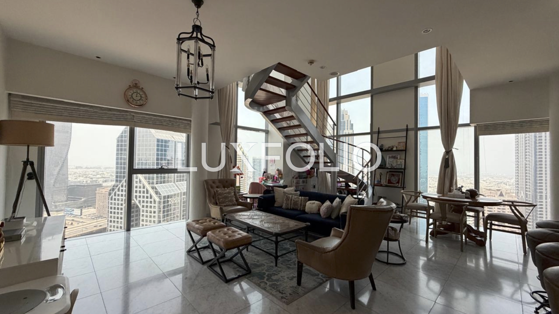 2 bedroom Apartment for rent in DIFC at 260,000 AED per year