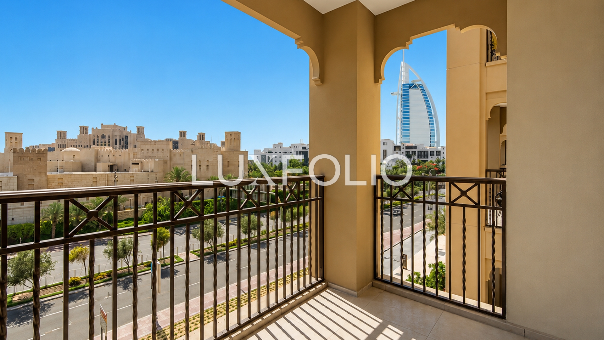 1 bedroom Apartment for sale in Umm Suqeim at 2,250,000 AED